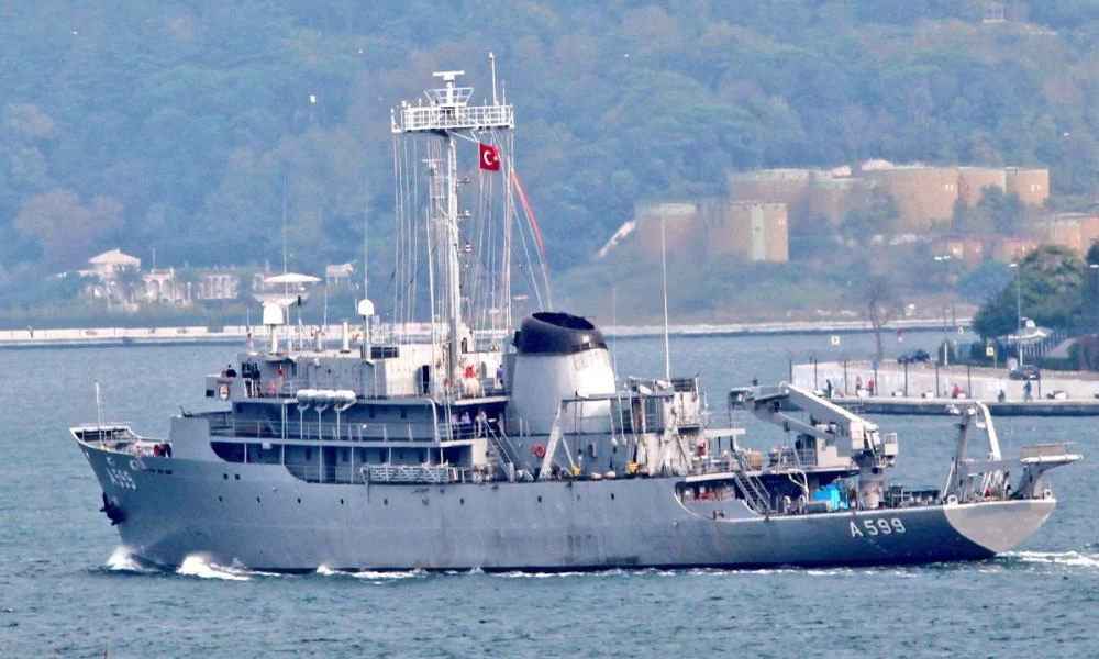 Γαλλική ''ρουκέτα'': ''Το Τσεσμέ βγήκε στο Αιγαίο για να δοκιμαστεί η στάση των ΗΠΑ''